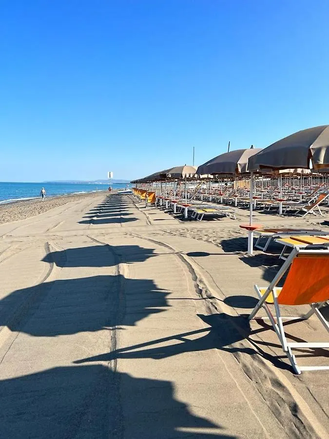 Appartamenti Vacanze Marina Di Bibbona 0*,  Italy